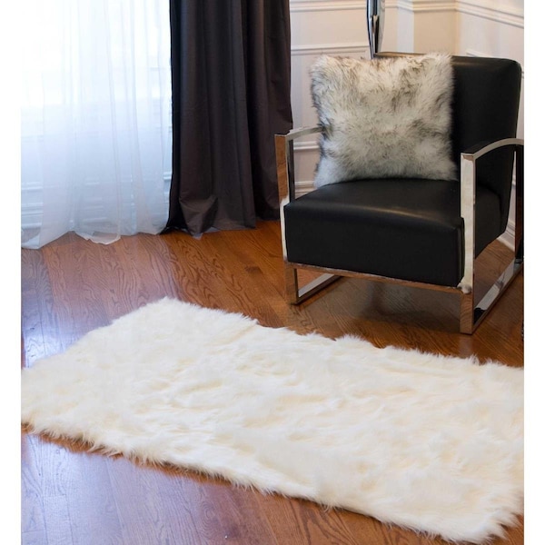 Palacedesigns 1.5 x 5 x 3 in. Hudson Faux Fur Rectangular Rug Off White PA2477948 - main